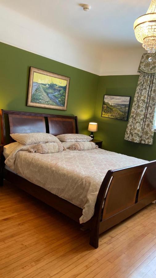 Monroe House Executive Guest Suites San Juan de Terranova Exterior foto