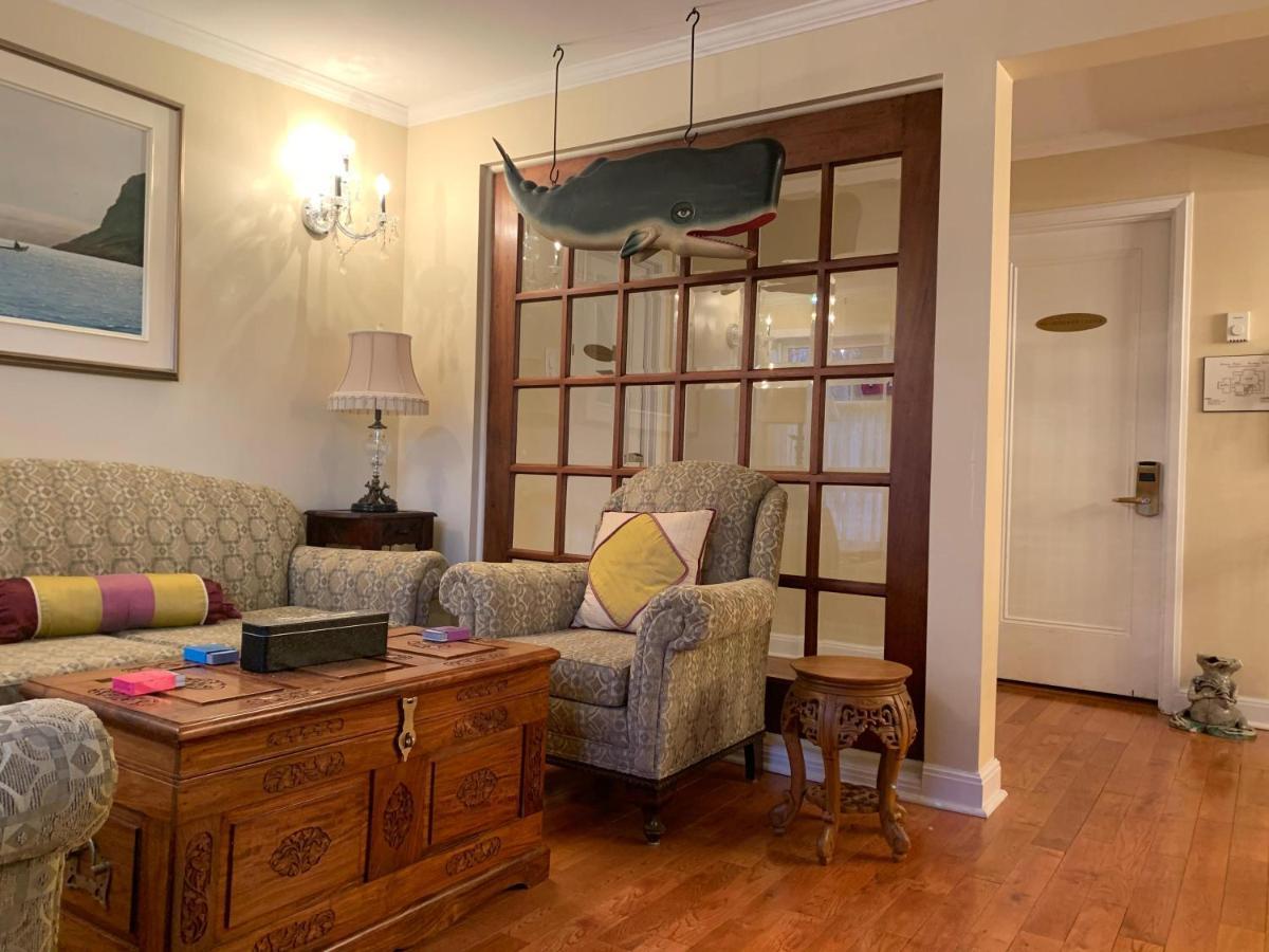 Monroe House Executive Guest Suites San Juan de Terranova Exterior foto