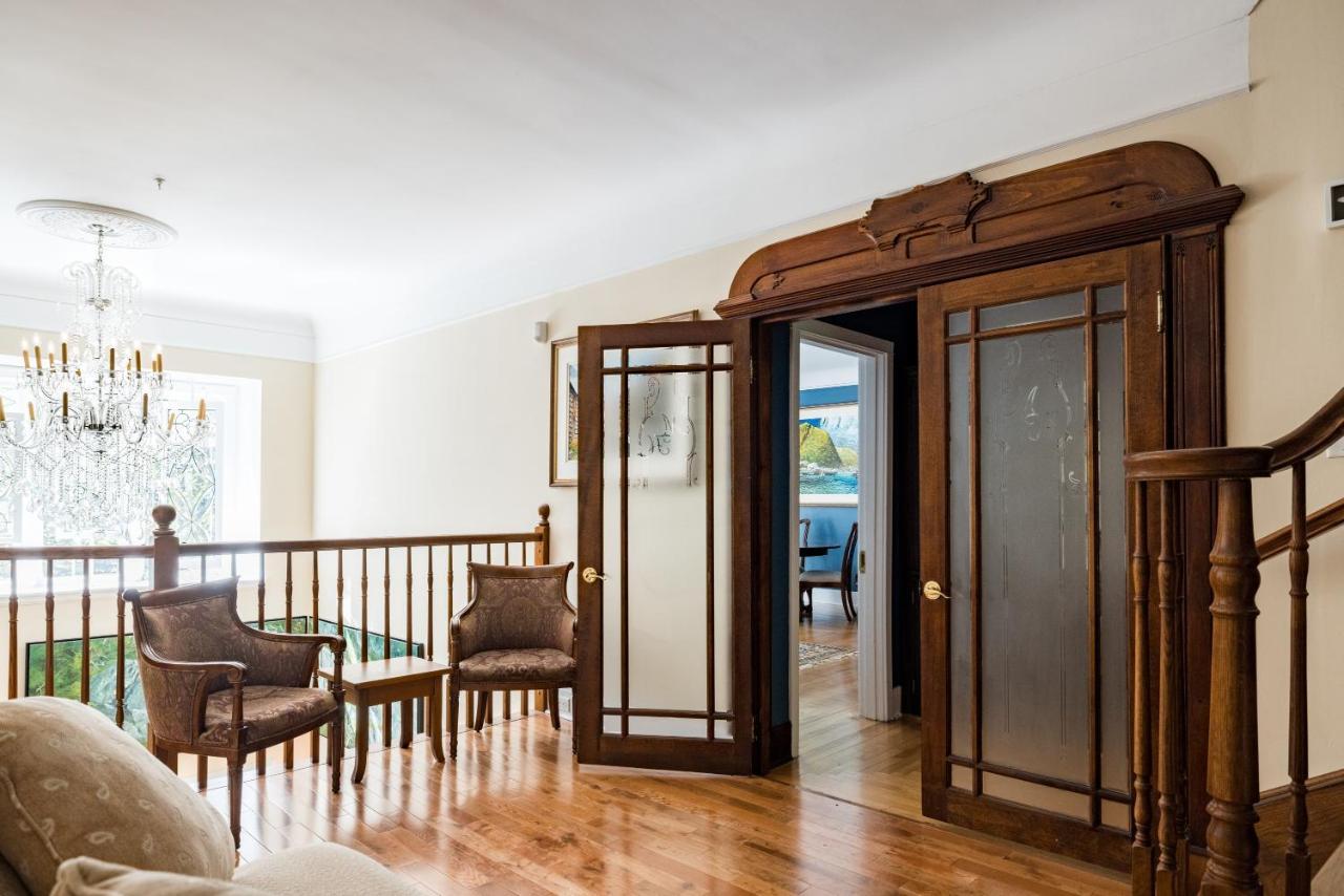 Monroe House Executive Guest Suites San Juan de Terranova Exterior foto