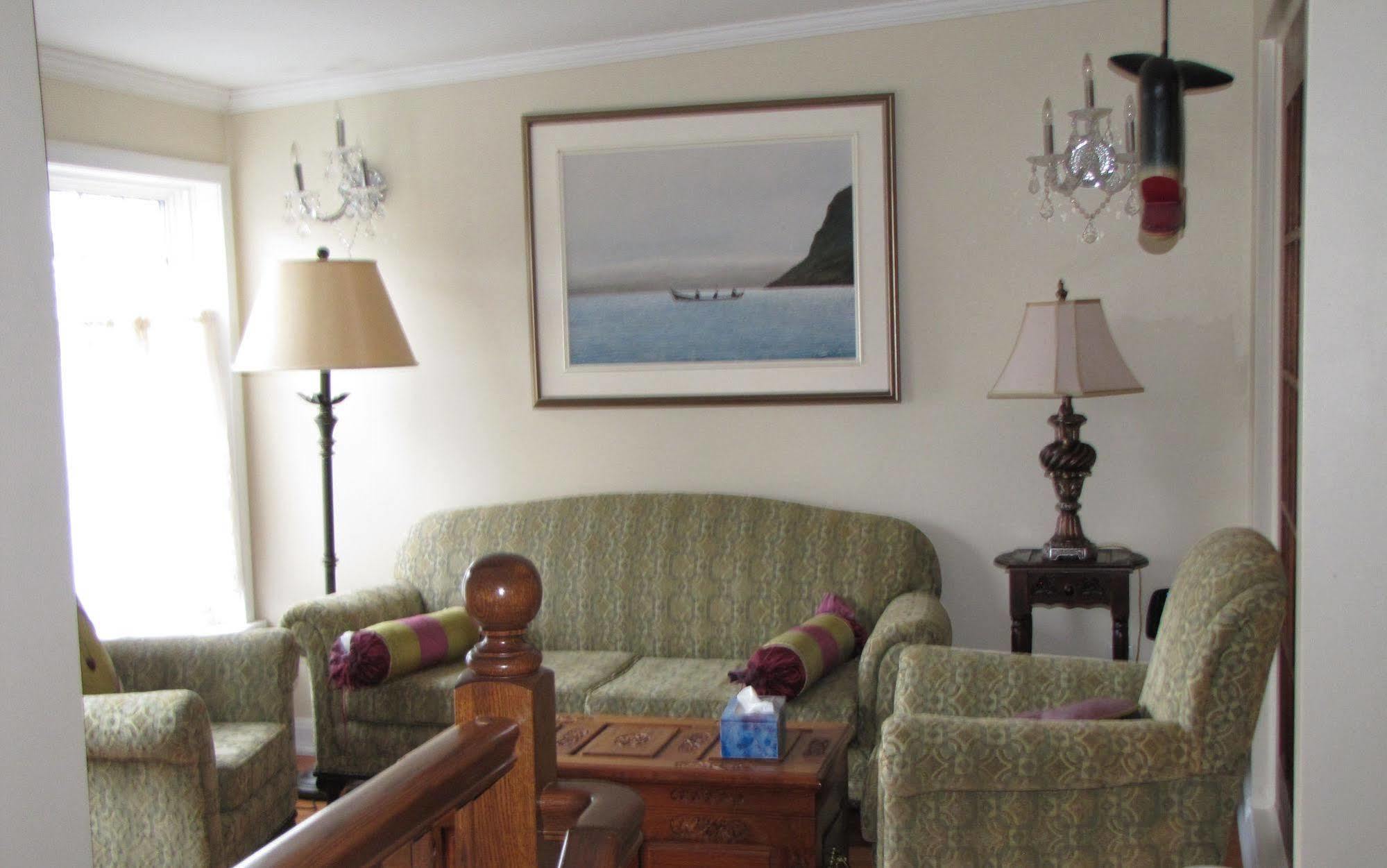 Monroe House Executive Guest Suites San Juan de Terranova Exterior foto