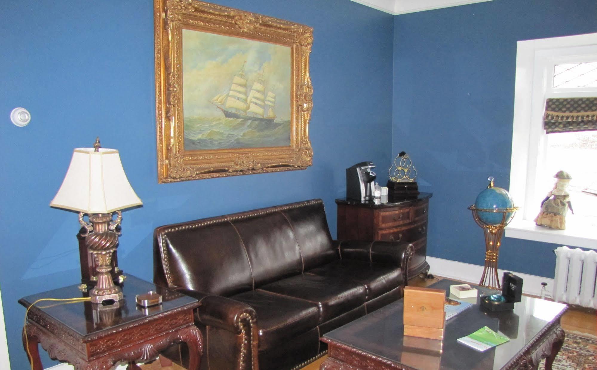 Monroe House Executive Guest Suites San Juan de Terranova Exterior foto